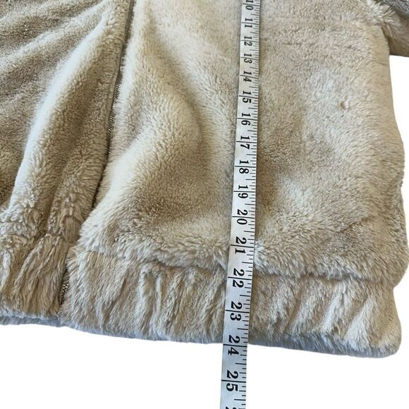 Forever 21 Faux Fur Plush Sherpa Cozy Hooded Bomber Zip Jacket, M - Picture 10 of 10